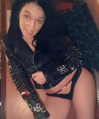 Анкета проститутки Эльвира - город Алагир, 29 лет, №15307